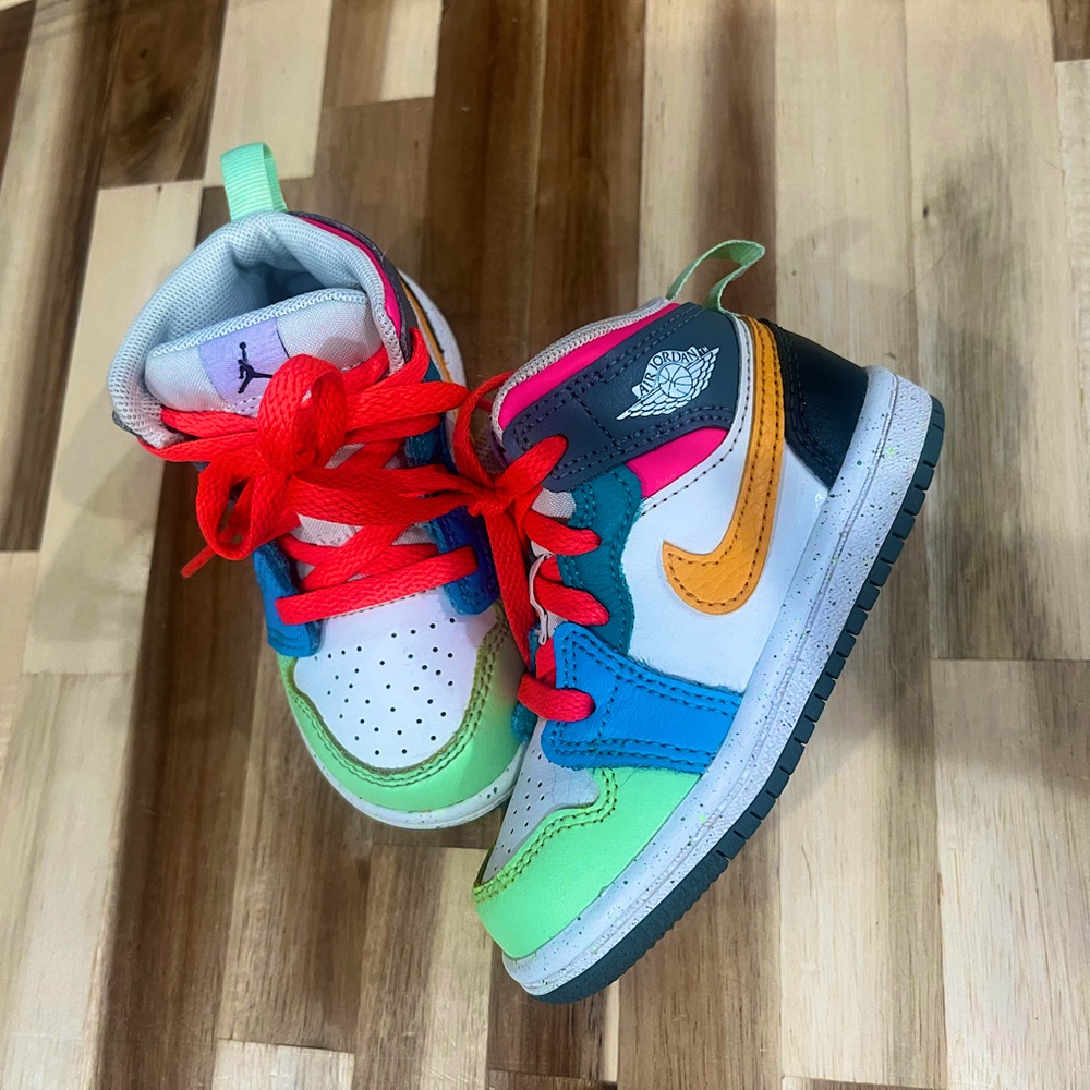 Toddler Nike Air Jordan size 4.5